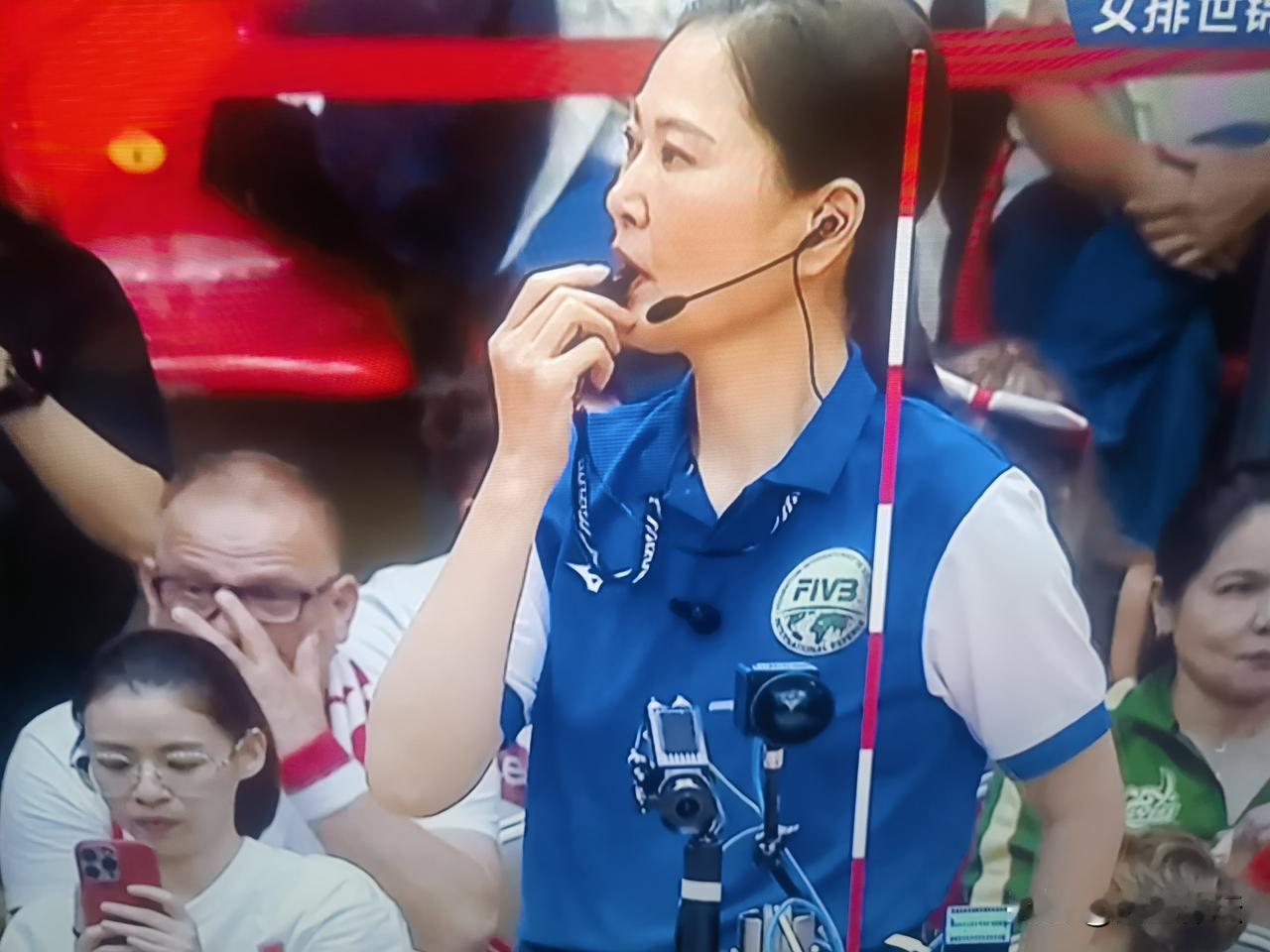 女排世锦赛，比利时女排差一点创造了历史！
      本以为一边倒的比赛，没想到