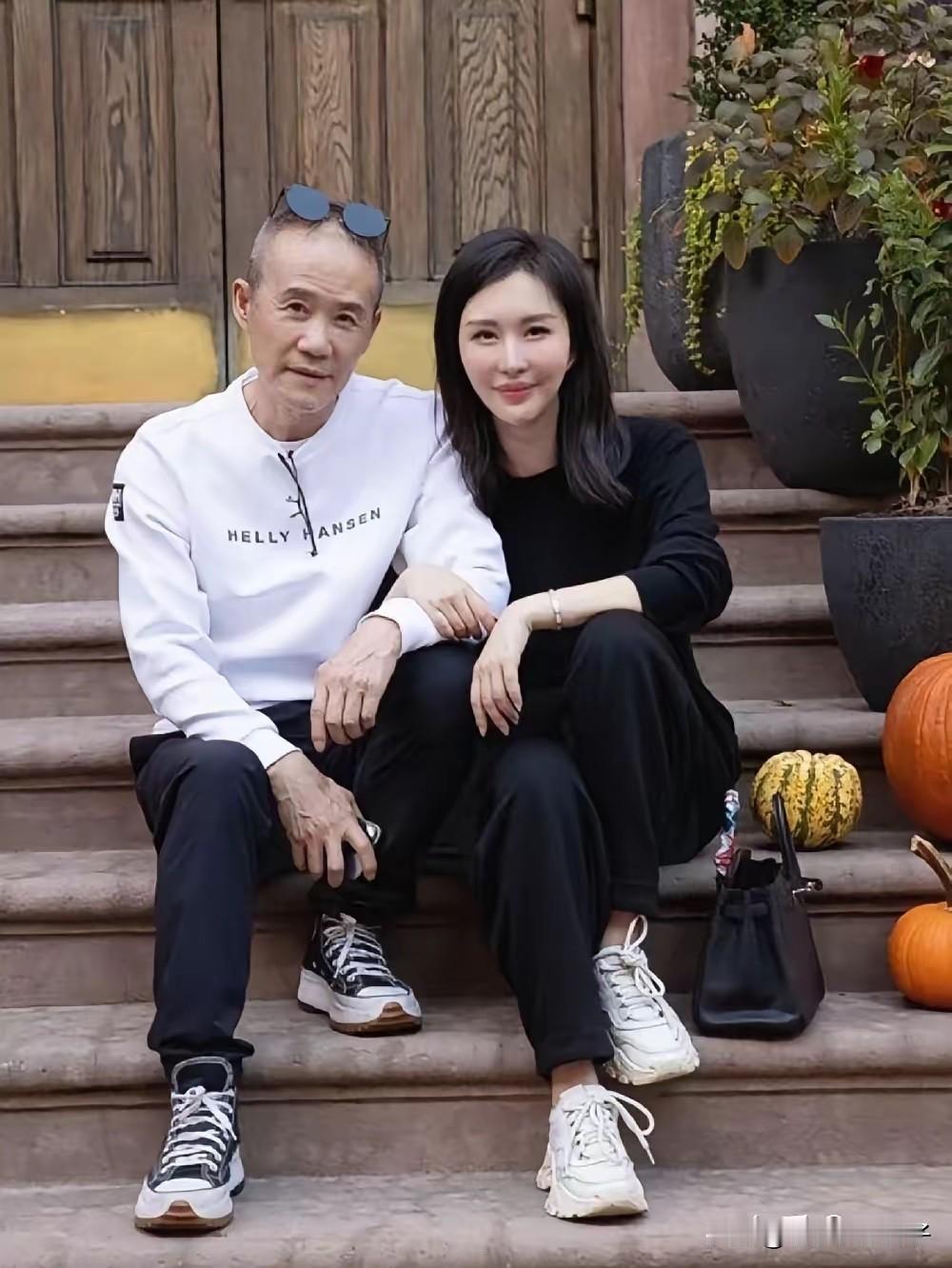 曾经的爱情，在现实面前一文不值！

70几岁的王石，现在不知道后不后悔当初和田朴