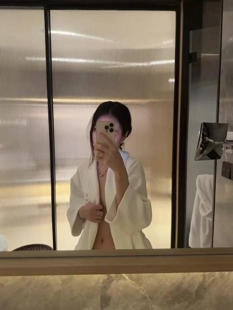 我闺蜜真的好会 ​[污] ​​​