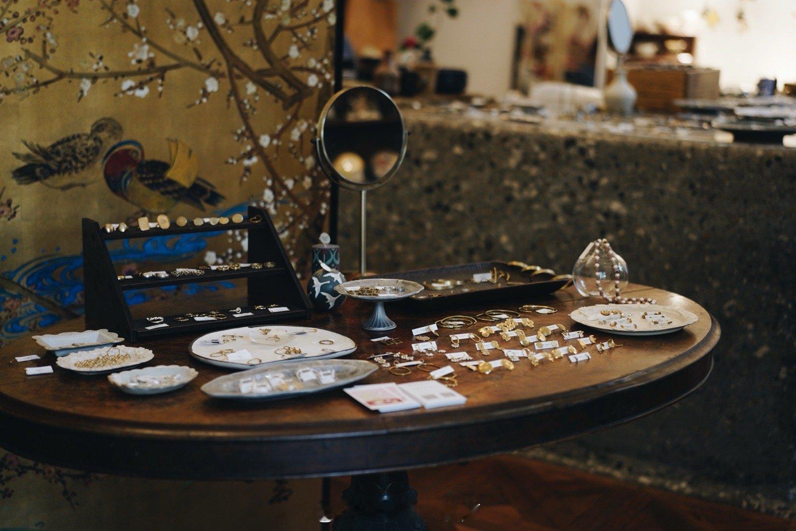 waters是我没去冲绳旅行前就关注的手作品牌，多年后盼到了她来杭州展览，终于见