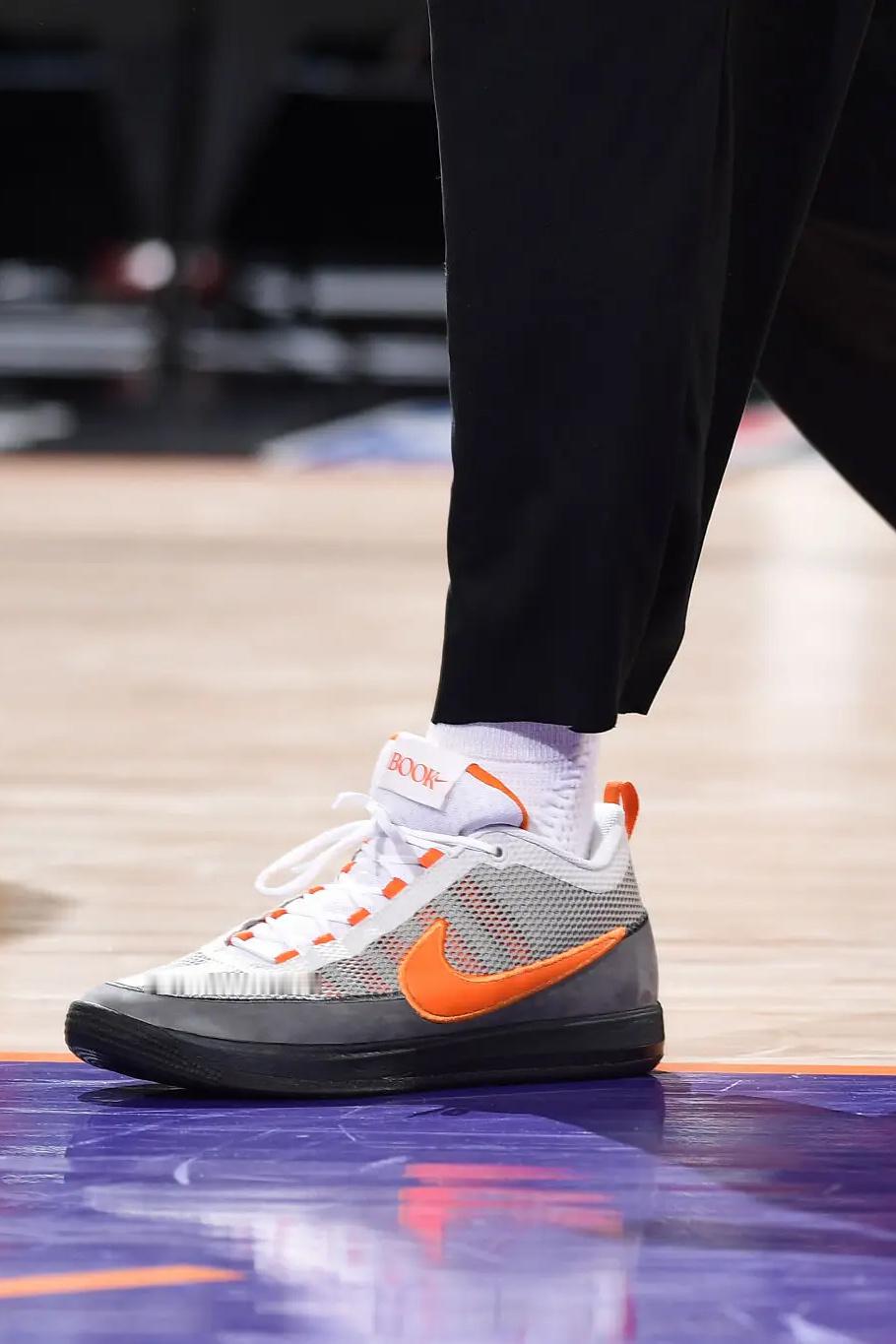 德文·布克 · Nike Book 2勇士vs太阳