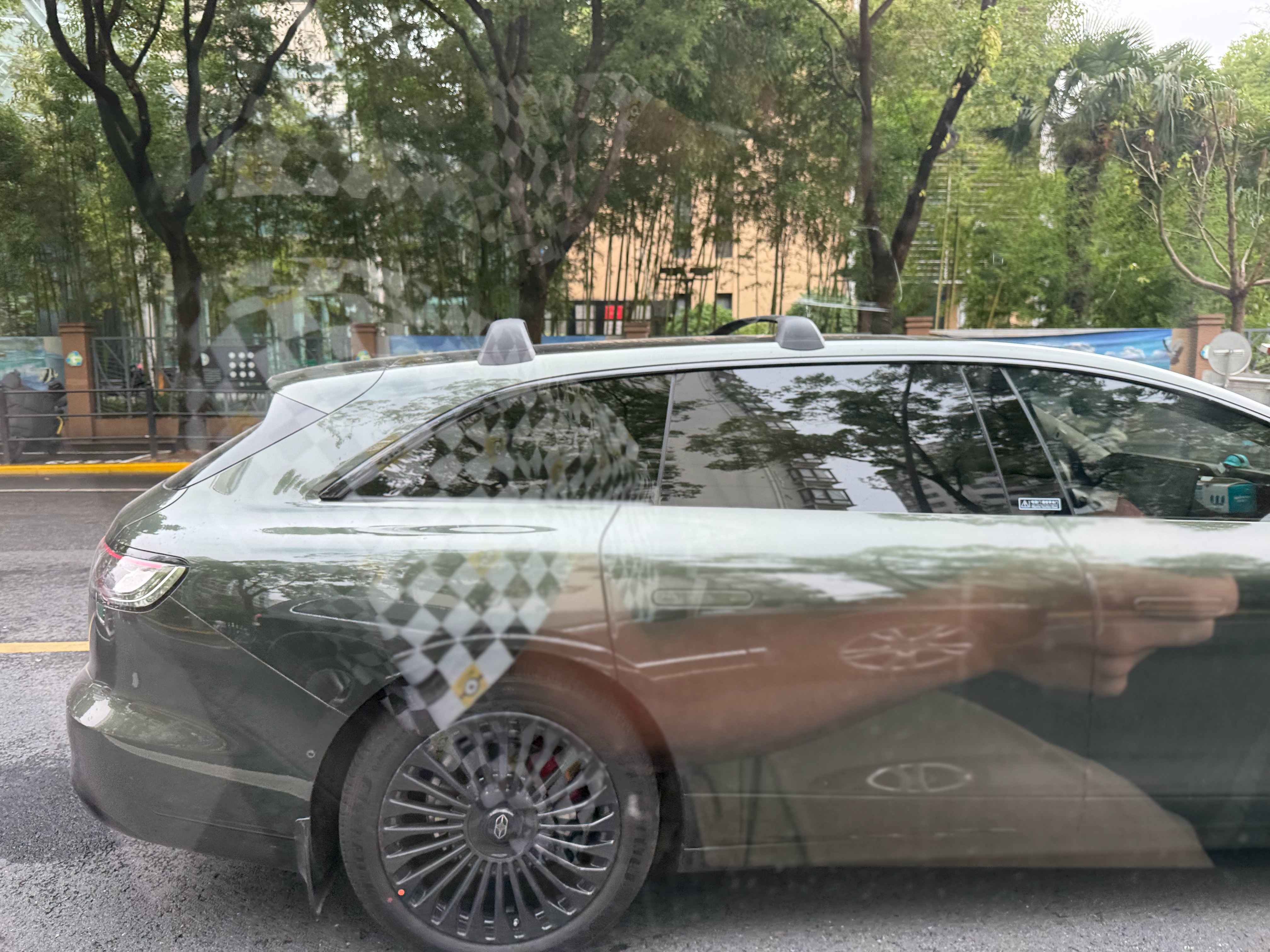 S9T的行李架是这样子的。大v聊车新能源汽车