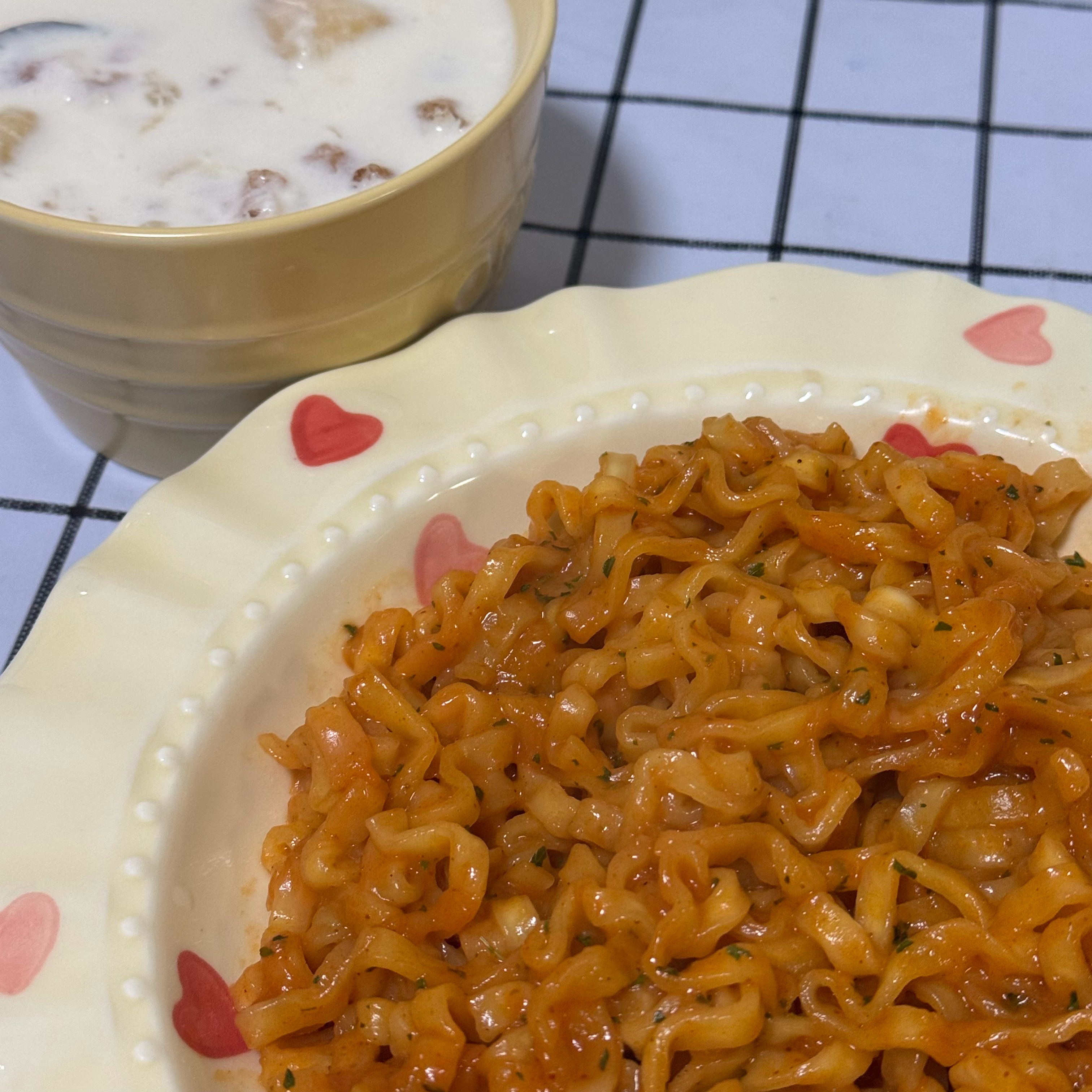 奶油火鸡面美味😋木薯桃胶炖奶美味😋 