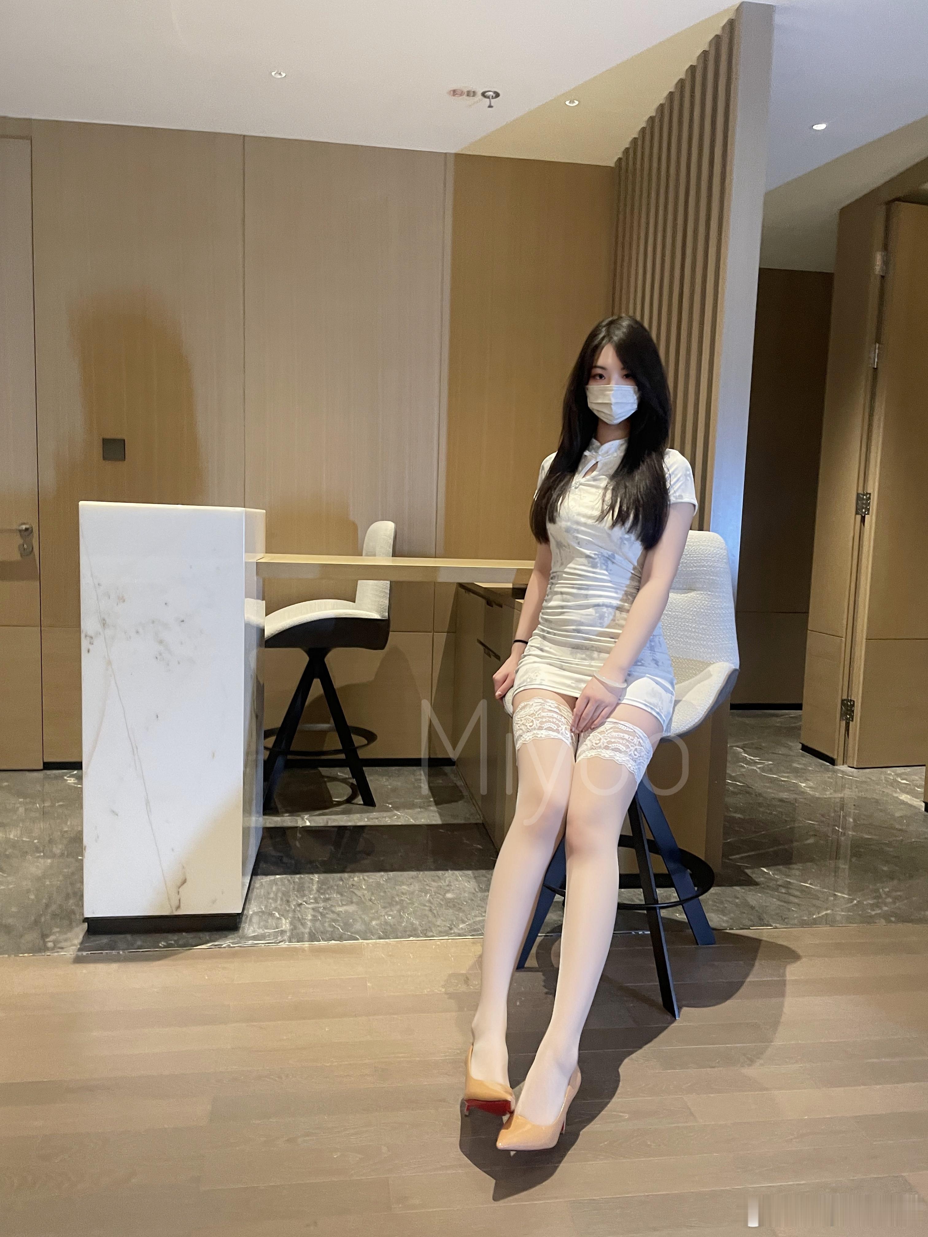 初六看腿 岁岁年年每日穿搭今天穿什么miyoo蜜柚