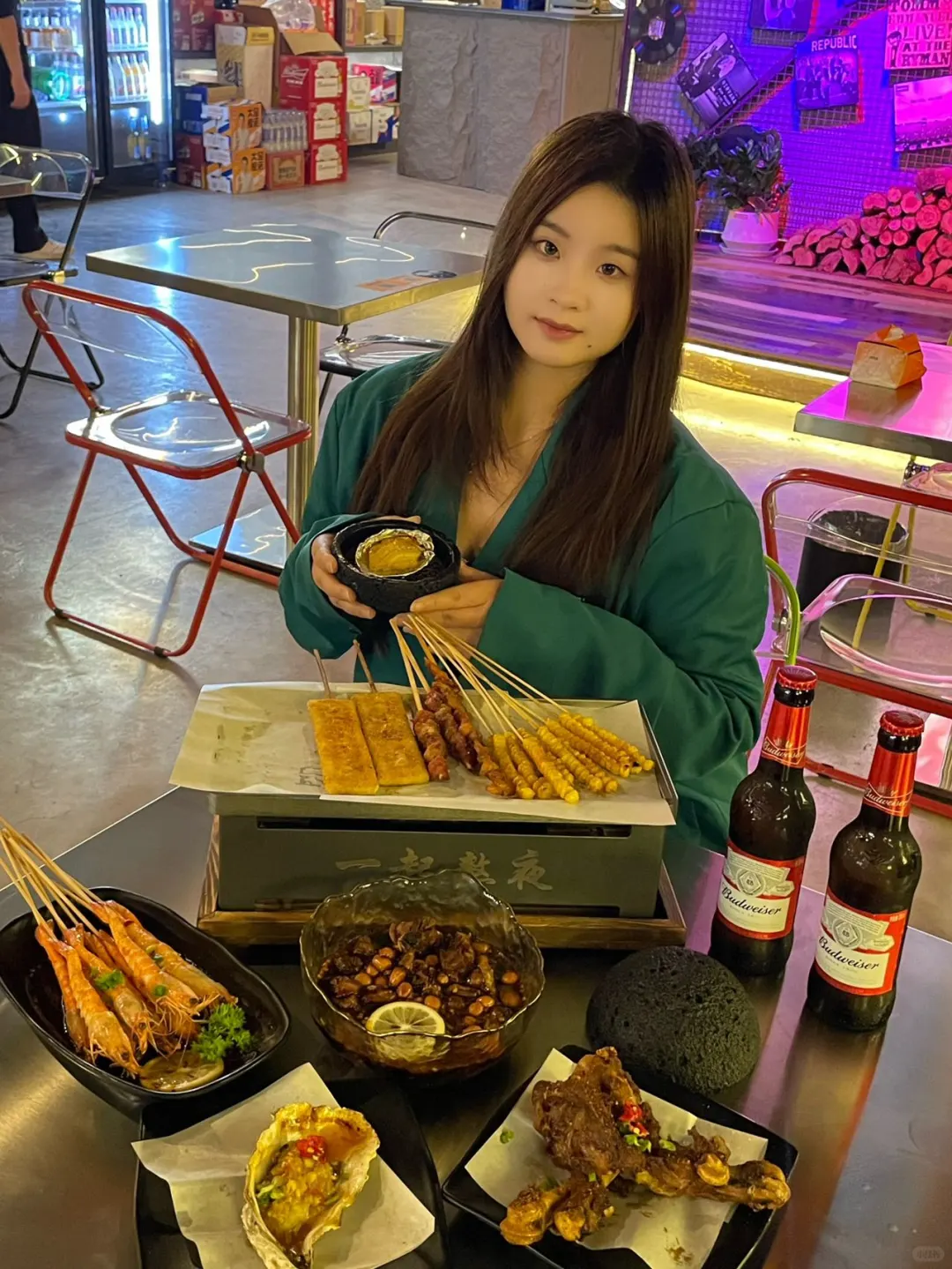 这家小酒馆太懂年轻人了