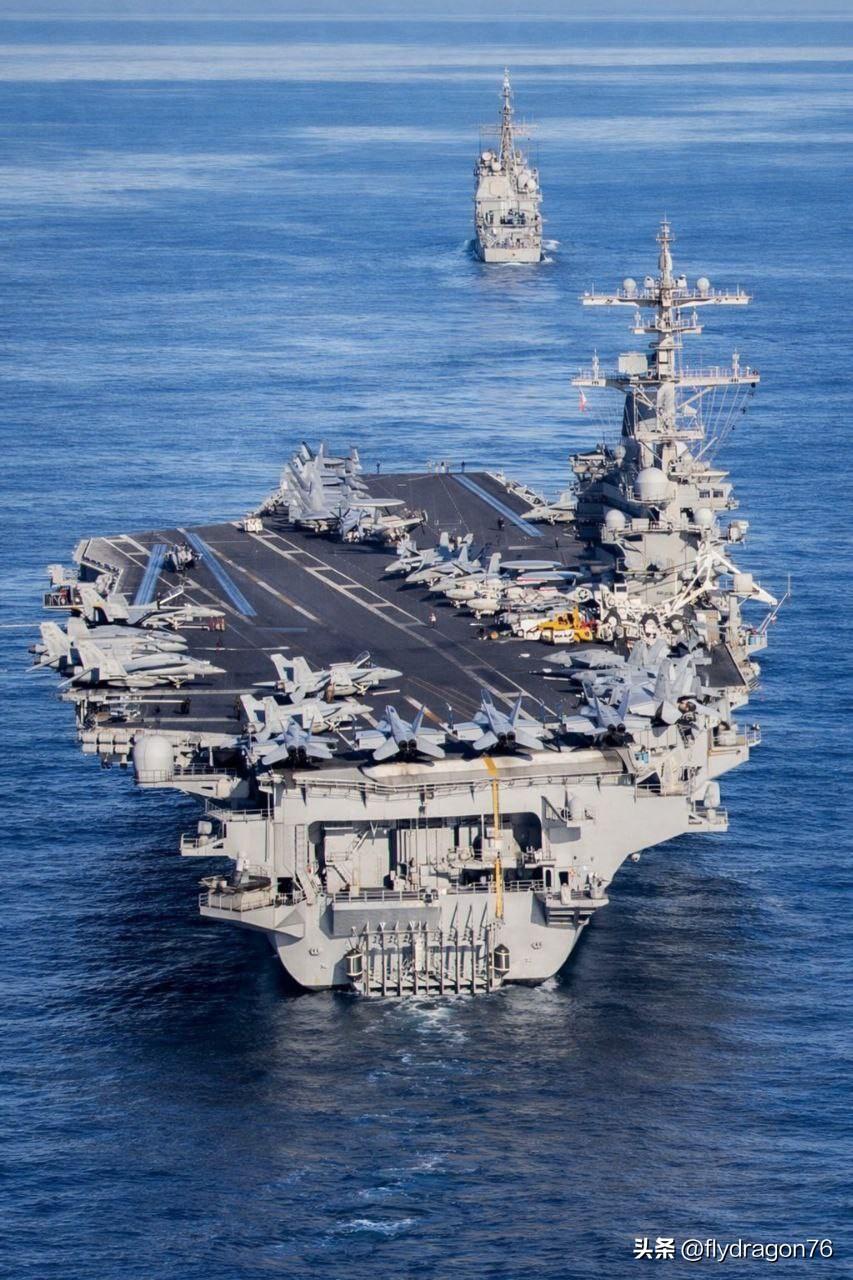 🚨🇺🇸 🇮🇷美国将向中东部署第三艘航空母舰“乔治·H·W·布什”号。