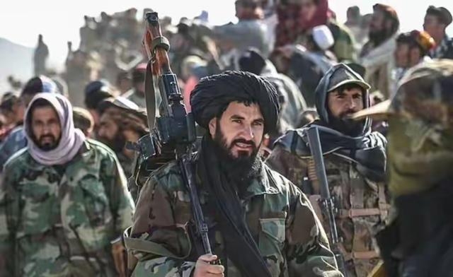 贫穷落后的阿富汗，是个好战国家吗？还是惹人烦！先后被苏联打了10年，被美国打了2