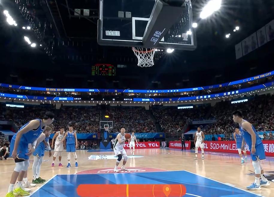 北京首钢106-92南京同曦，球员打分：2人满分，2人及格，1人不及格
赵睿继续