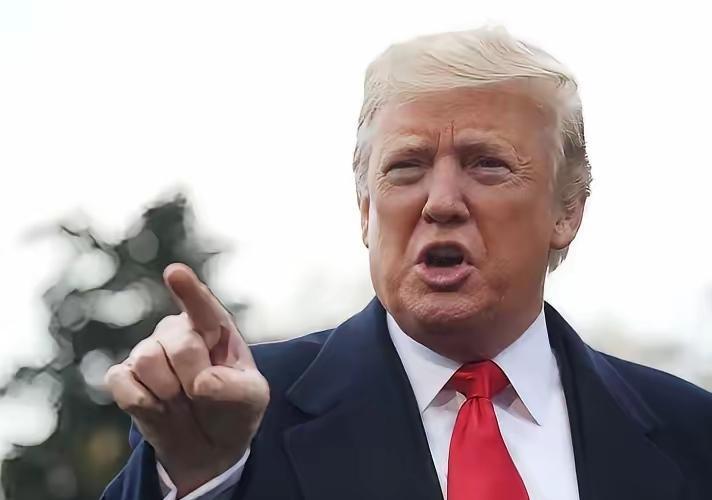 维护国家主权和领土完整是中国人民解放军的神圣使命。针对任何挑衅主权红线的行为，中