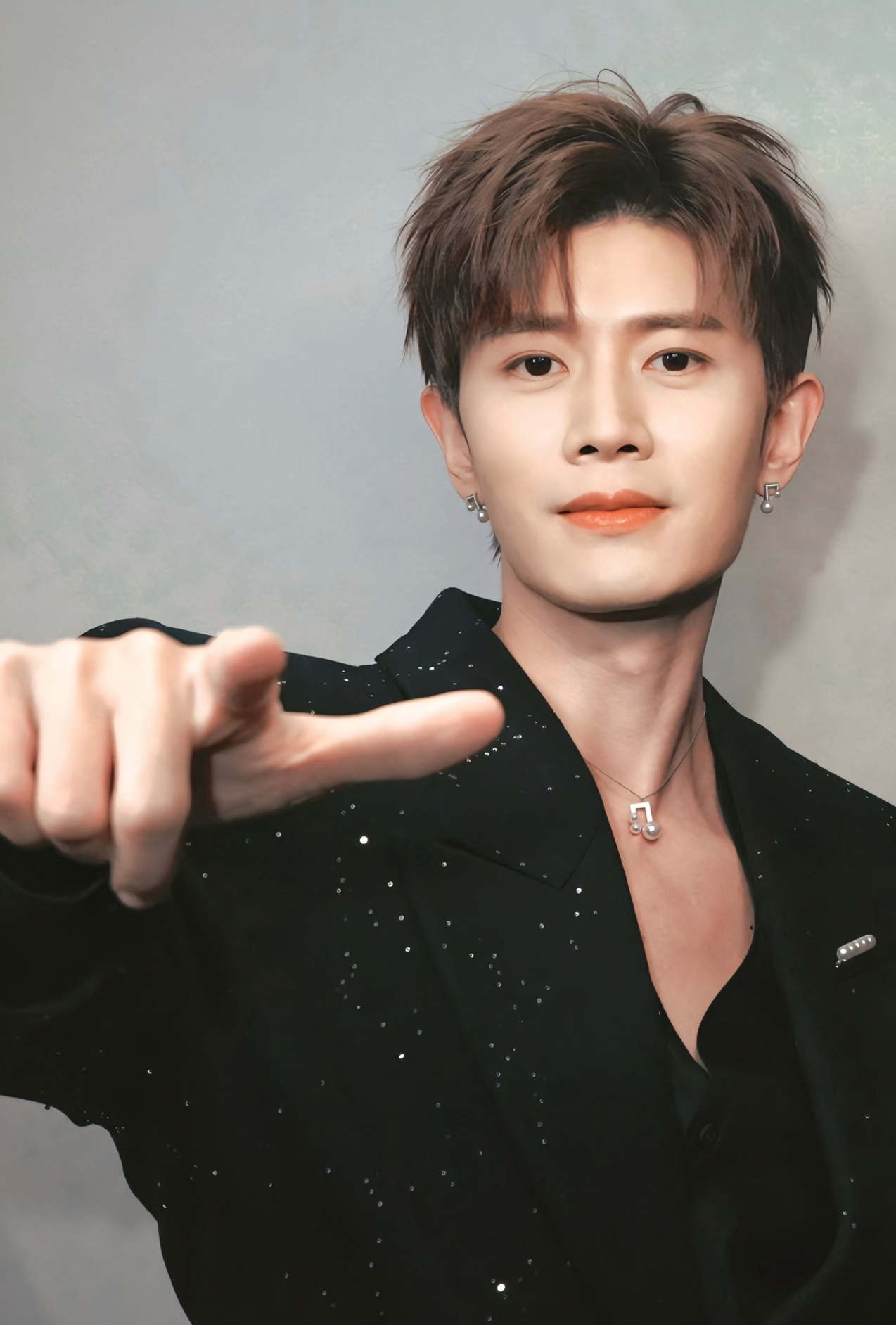 早安 ᵍᵒᵒᵈᴹᴼᴿᴺᴵᴺᴳꔛ ꕤ❞🌸无论世界是否待你温柔，请保持住你的善良，