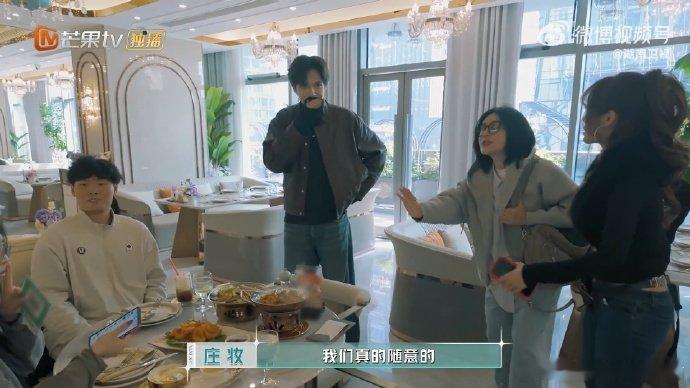 尚雯婕尚雯婕被霸道路人强制爱尚雯婕偷感最重的一集合伙人 不刻意不张扬，温柔献唱就