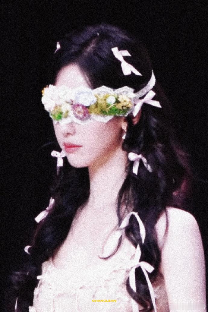 陈都灵好美好萌陈都灵好白好美 又美又萌，陈都灵很白很好看 ​​​