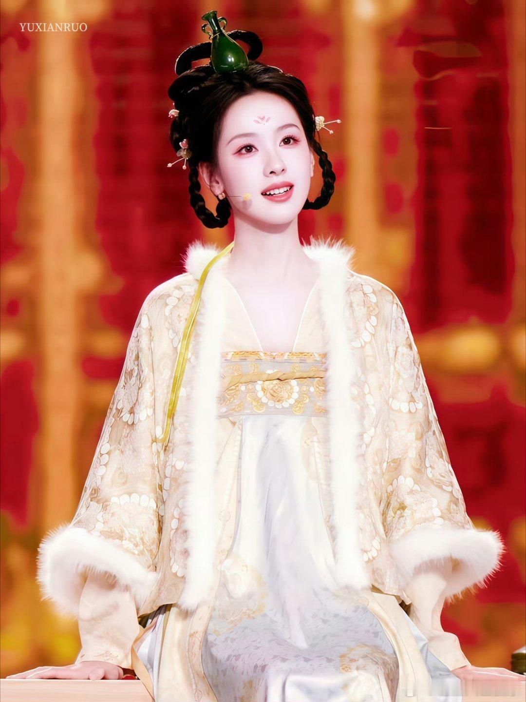 倪萍讲述时陈都灵眼里有泪光看把我嘟给感动的演员的超强的共情力和专业素养在这一刻具