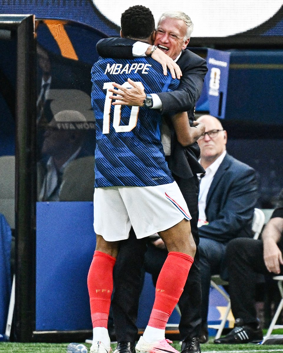 法国vs瑞典世界杯姆巴佩破门  法国3-0瑞典，晋级16强，下一轮点球淘汰德国的