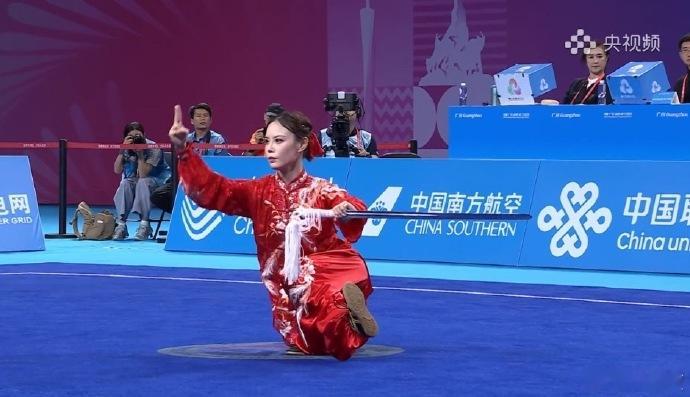 【】 果然现在都得全能啊！快给古装打戏安排上！在日前结束的全运会武术套路女子太极