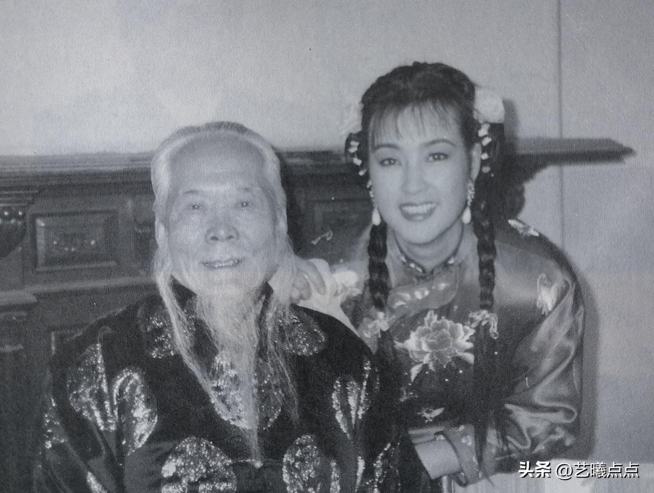 刘晓庆出演的电影和电视剧，我几乎都看过，可记不起这是她参演的哪部电视剧的剧照了。