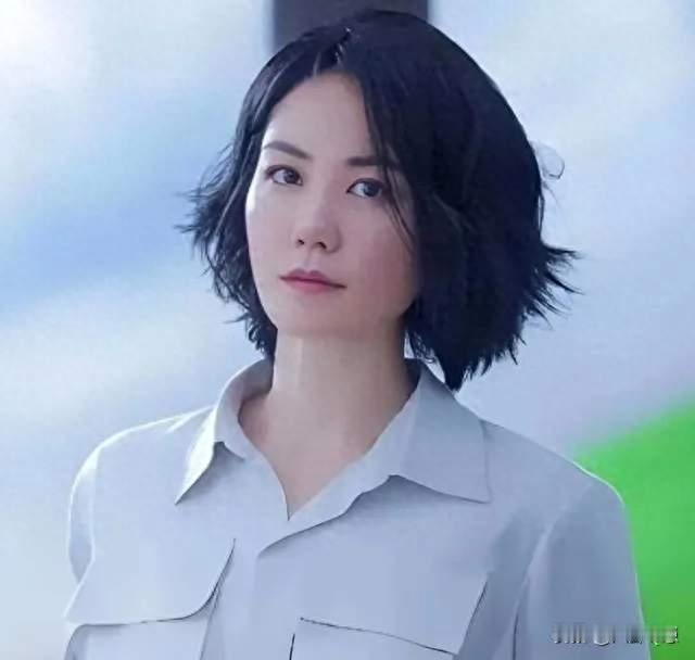 官媒发文，高调宣布57岁王菲喜讯，让谢霆锋和乐坛都“沉默”了