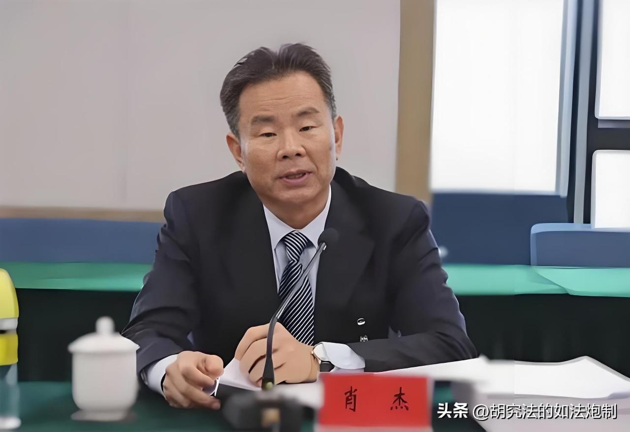 一把手晚节不保，权力迷失代价惨重！

7月25日，中纪委正式发布处分通报：海南省