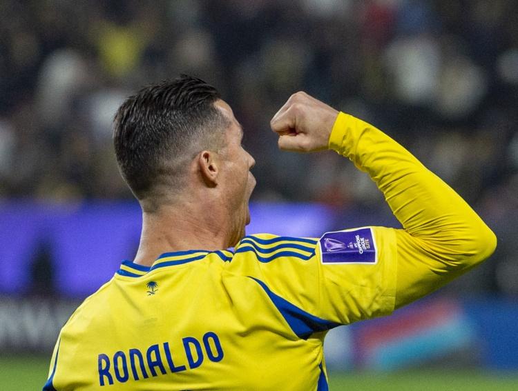 沙特联年薪排行榜：C罗超2亿欧遥遥领先，马赫雷斯5220万第2，马内4000万第