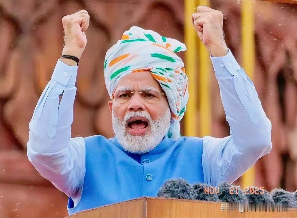 印度总理莫迪又一次宣战了，目标是英国遗留的殖民教育！莫迪认为，正是由于麦考莱式的