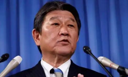 日本这下彻底自断后路了！天是不是真的塌了？茂木敏充7月12日公然力挺南海非法废纸