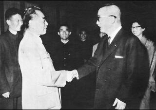 日本自民党顾问松村谦三曾在1959年至1970年五次率团访华，推动中日邦交正常化