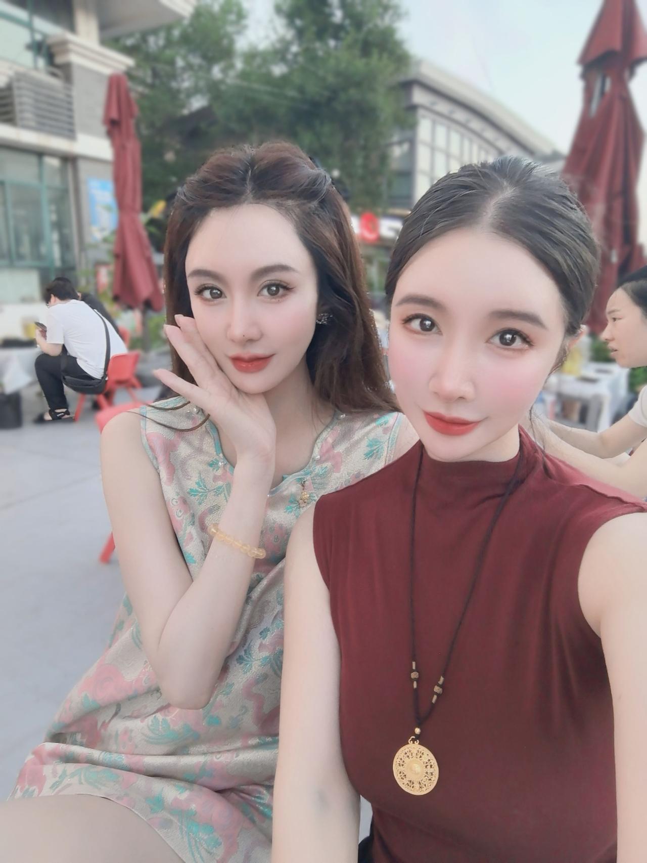 你们的嘴都亲烂了 我掉厕所都没人知道～