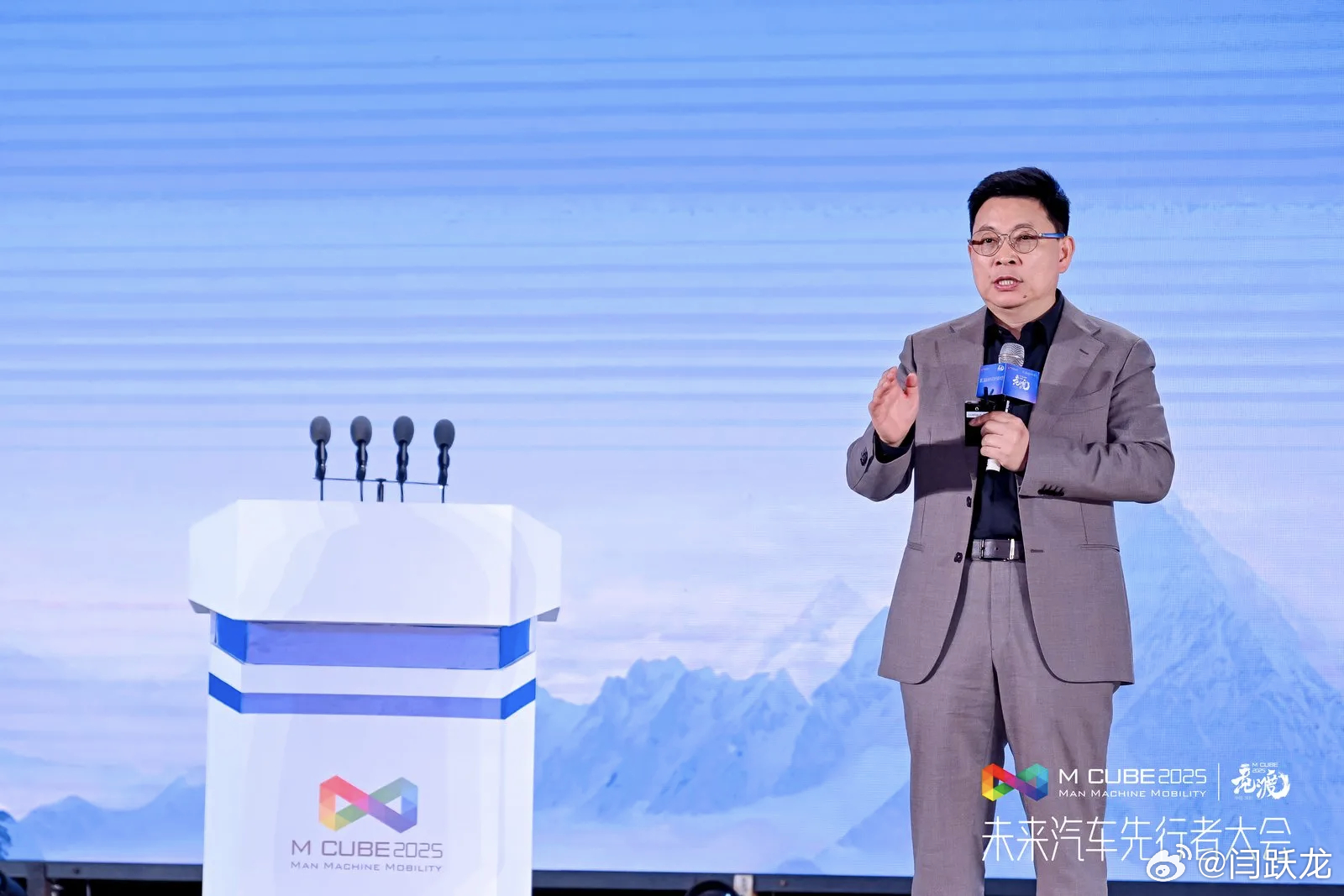 余承东称华为将只做五个界余承东在 2025 未来汽车先行者大会上的演讲全文：今天
