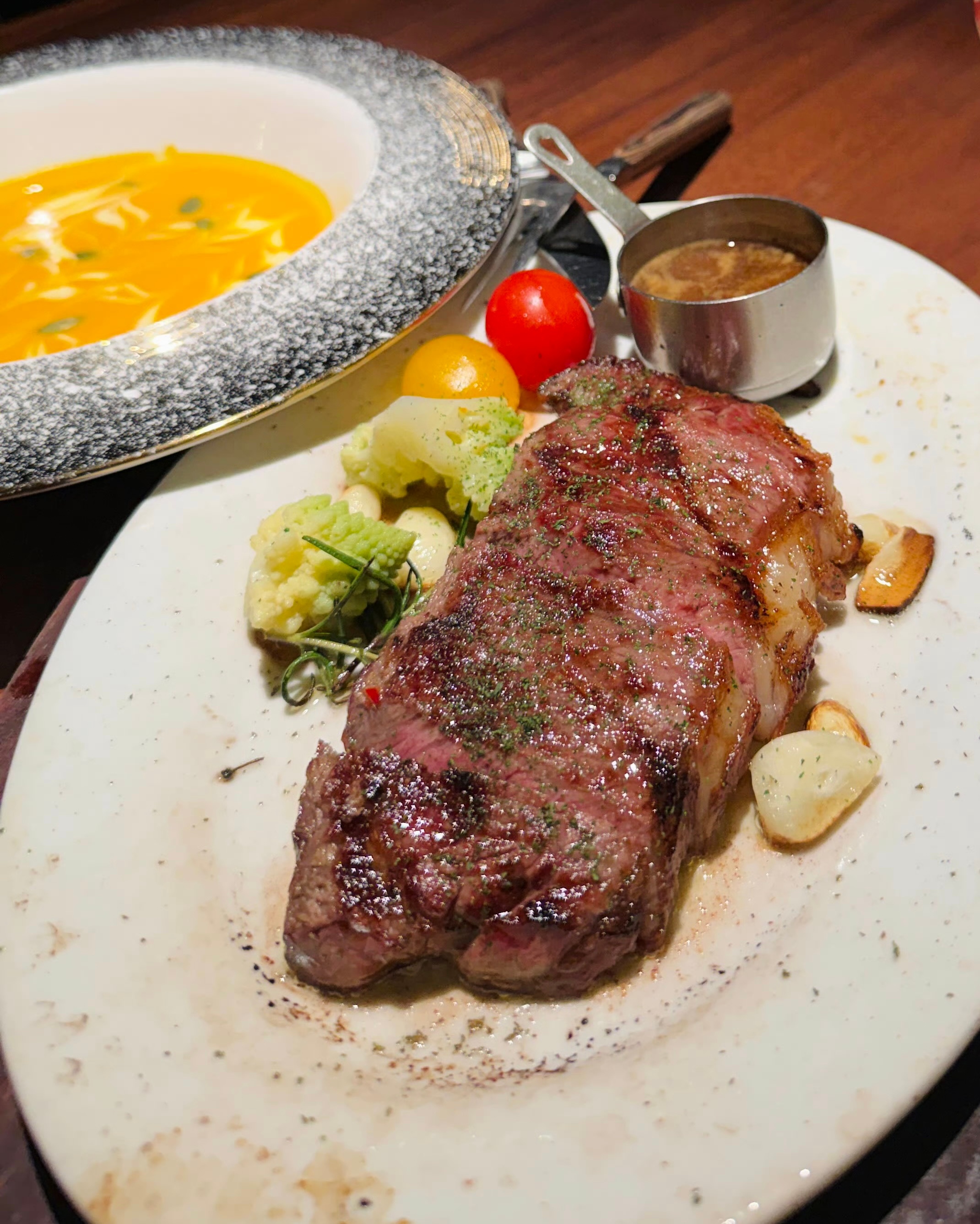 今晚平安夜 一瓶烈性啤酒🍻全身通红🎄共度春宵🎅🏻🍻🤶🏻躲在水里面 