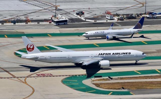 有人提出建议：中国可以参考俄罗斯的做法，不允许日本民航飞机过境中国领空。如此一来