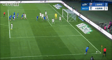 进球大战！上海申花5比3大连英博 新赛季中超首轮，申花主场5-3逆转大连英博！盖