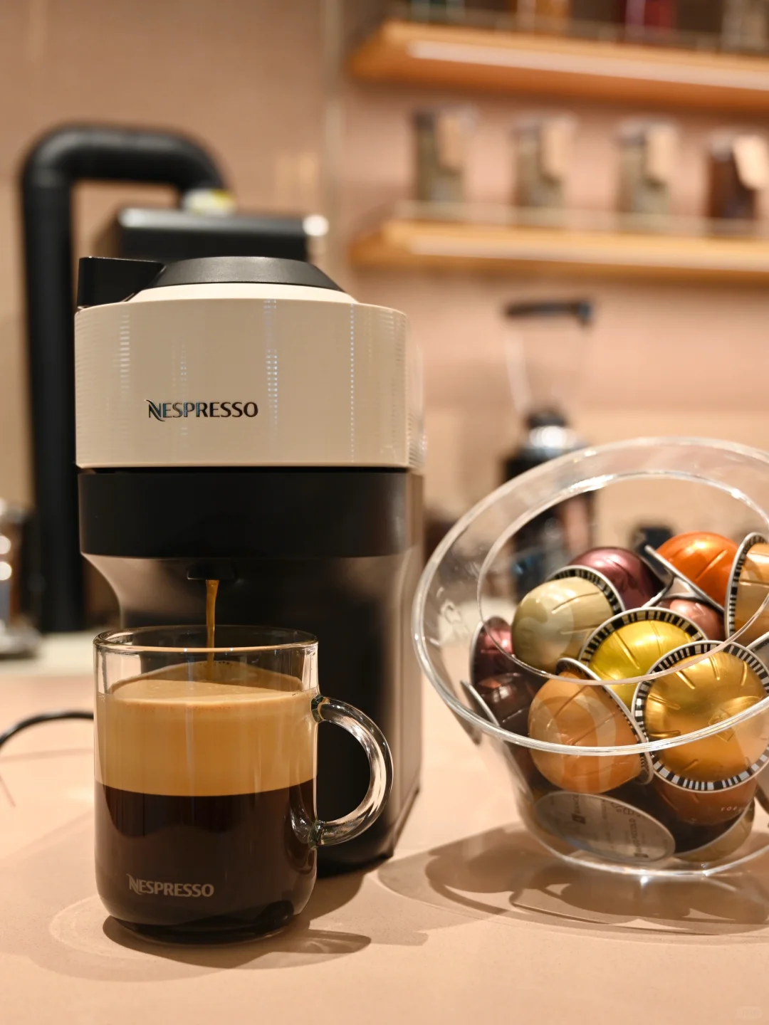 退一万步来讲，真的不能住进Nespresso嘛！