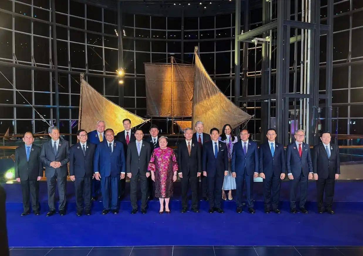 菲律宾作为东盟轮值主席国，7月21日举办晚宴招待会，中俄外长因为行程冲突没有参加