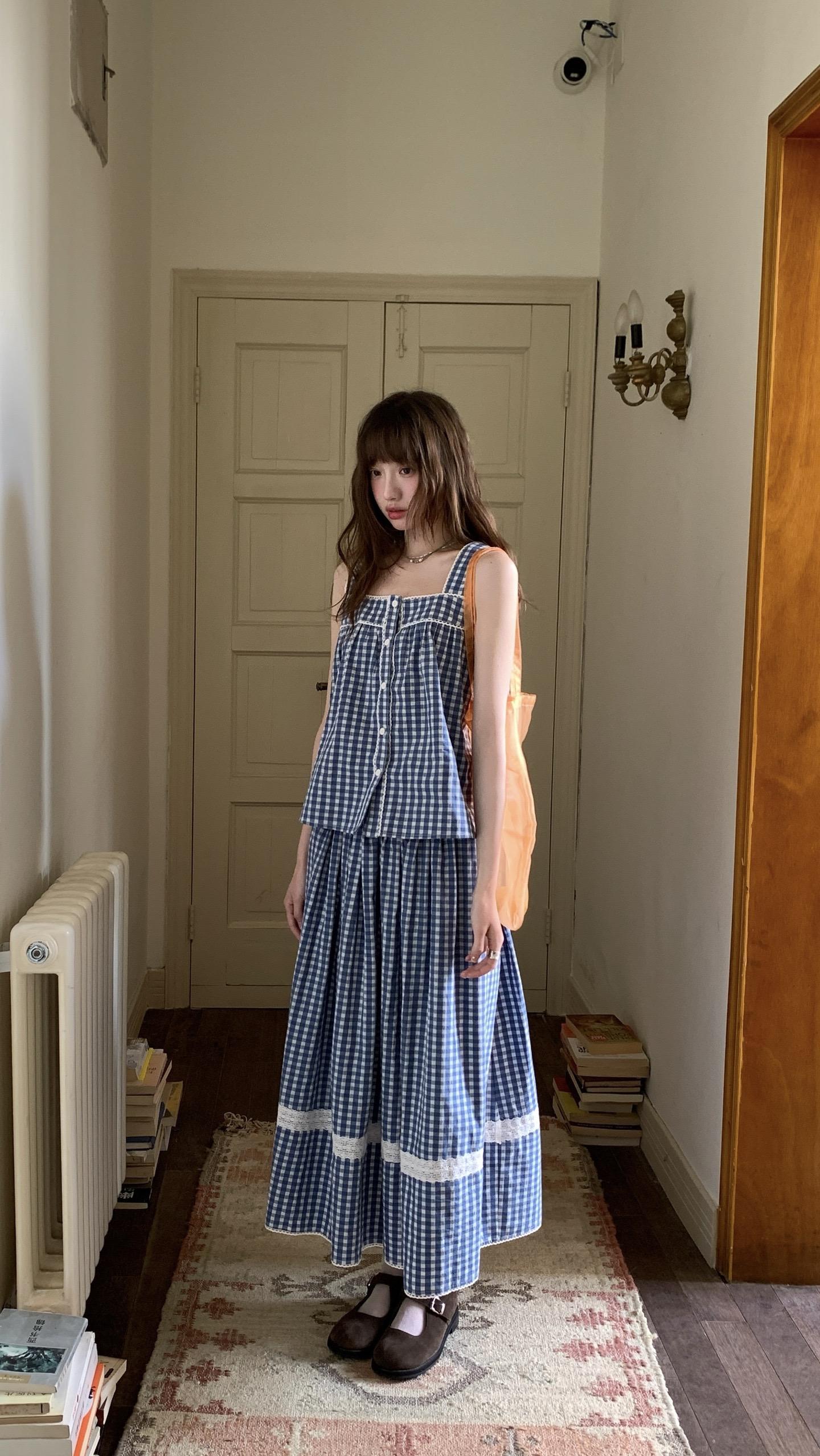 欢迎收看我的夏日look.
