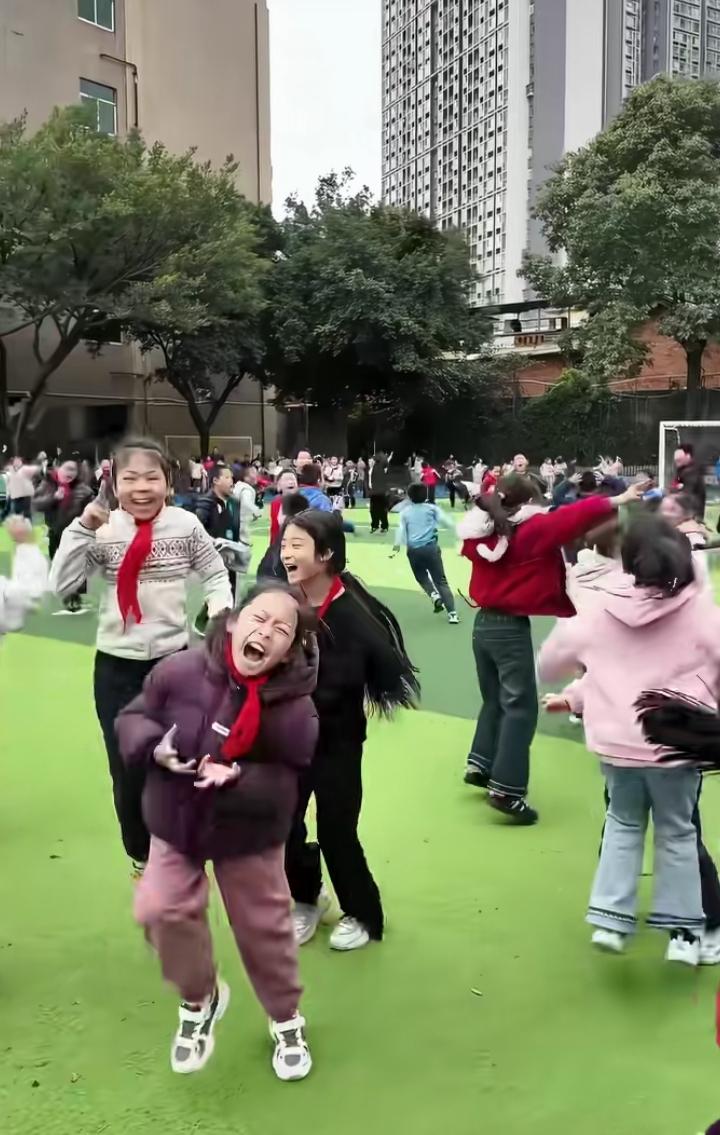 真的要羡慕哭了！四川德阳一学校也太宠学生了吧！直接官宣4月1日到6日连休6天，清