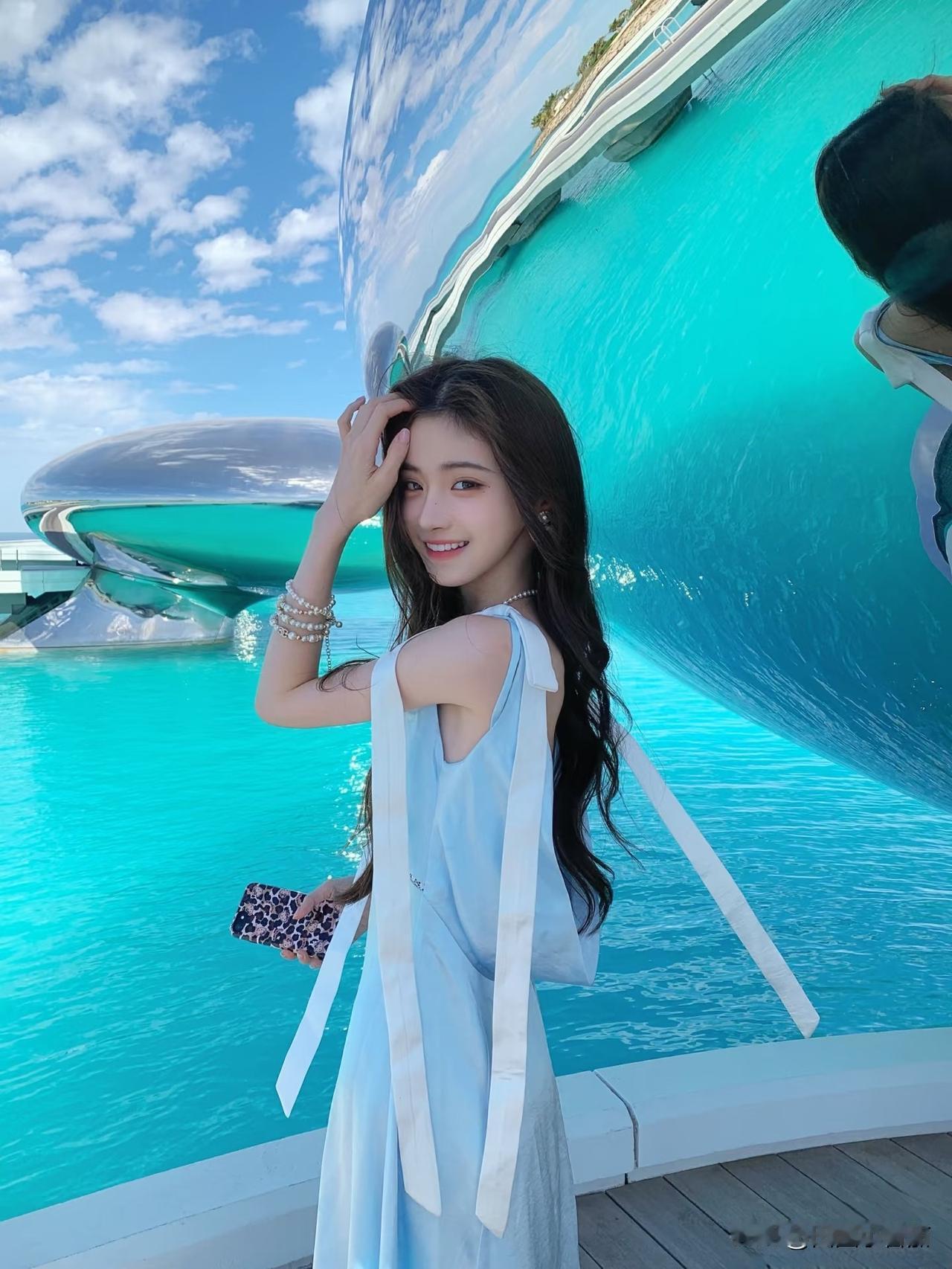 什么样的女人才最有魅力呢?
同一片海，两种灵魂
你心中的顶级美女是谁？