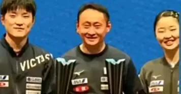 实在令人愤慨不已!
张本智和的父亲张本宇在接受日本媒体采访时，竟然毫无顾忌地宣称