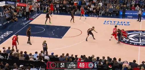 急停虚晃出手~！！ 