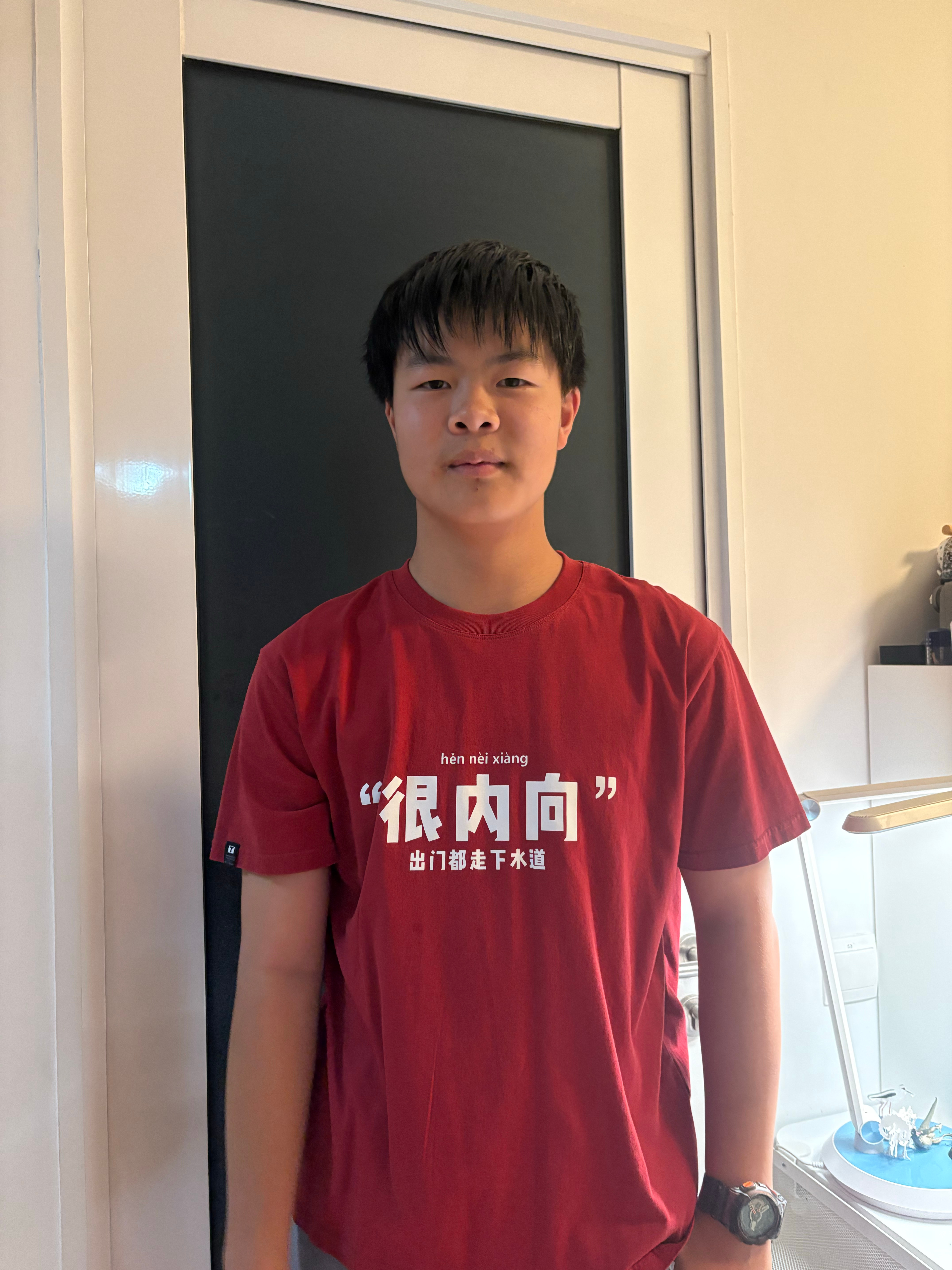 最后他选了这件 ​​​