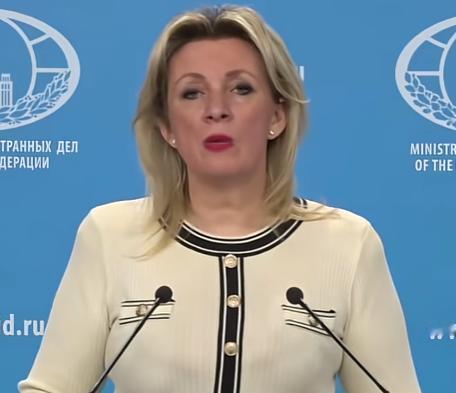 4月24日俄罗斯外交部发言人扎哈罗娃官宣了一条让西方大跌眼镜的消息：日本正式保证