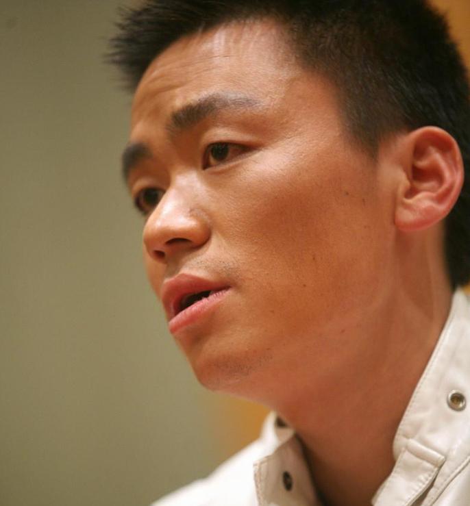 说起娱乐圈的明星，那可真是五花八门，但今天咱们得聊聊王宝强。这位曾经的喜剧担当，