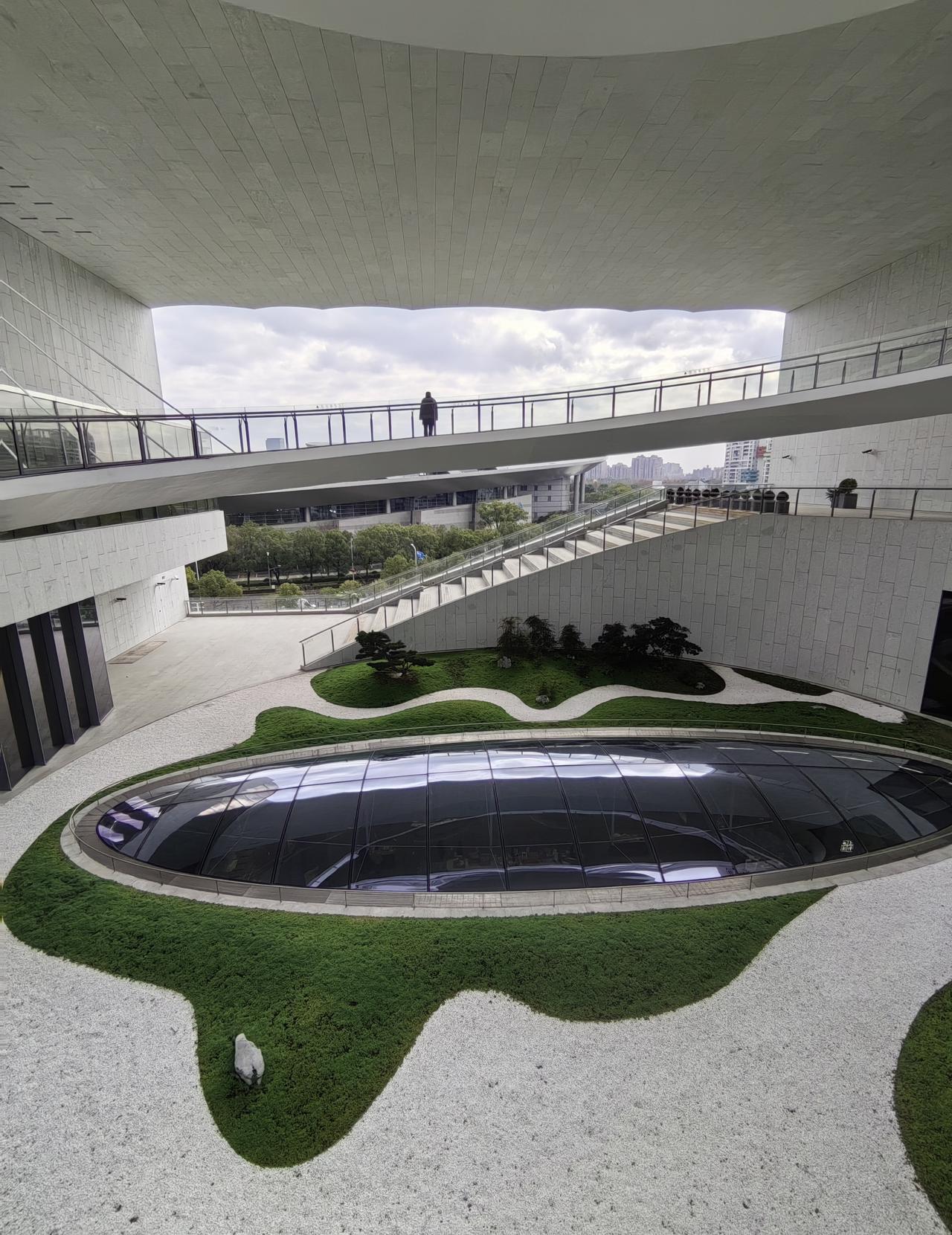 医学的各个学科都有对过度医疗细分的项目规定，网络自媒体上评论的过度医疗很多是必须