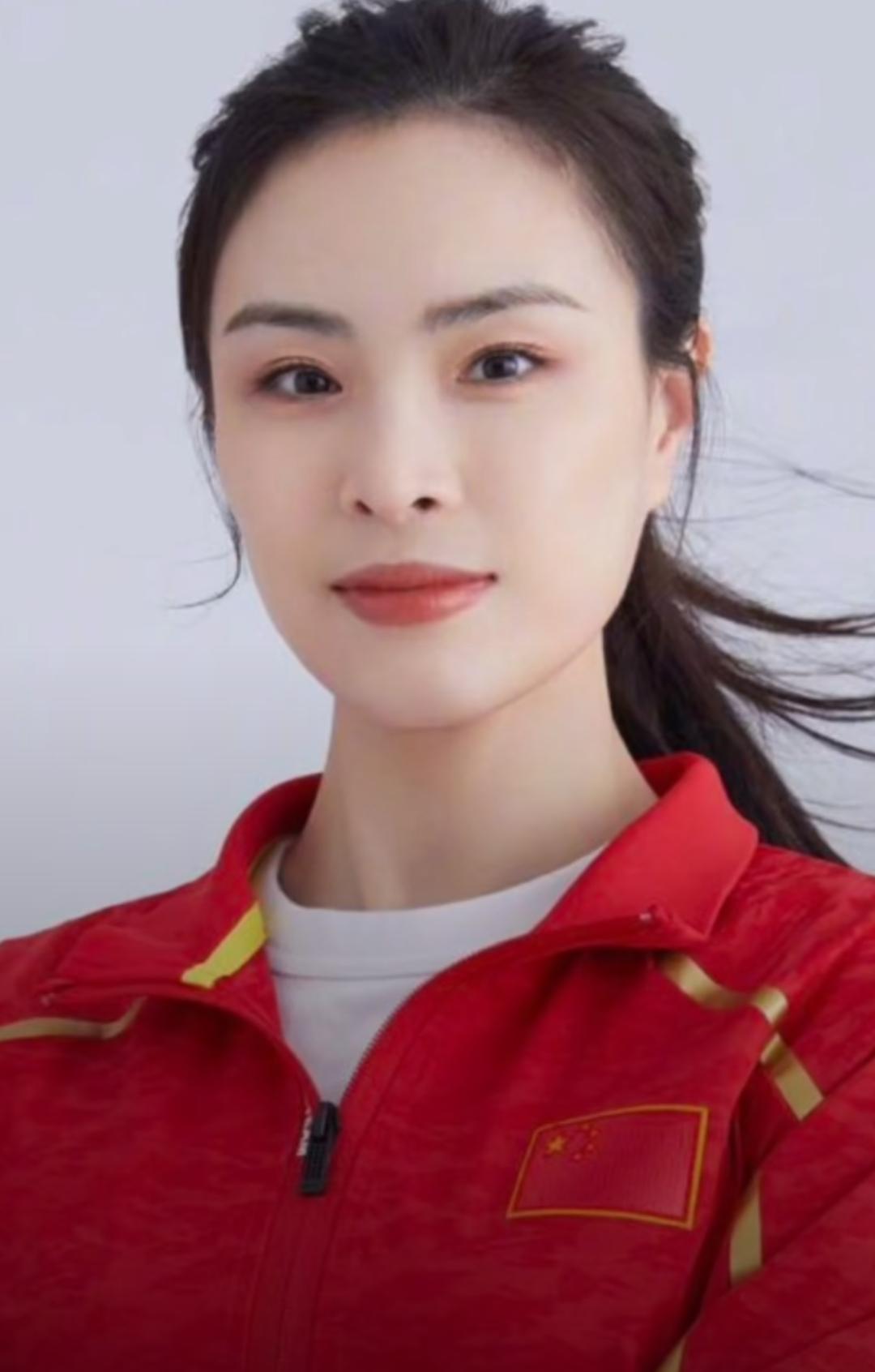 郭晶晶也没想到，拒嫁霍家的吴敏霞，如今靠着女儿再次口碑暴增
娱乐 明星