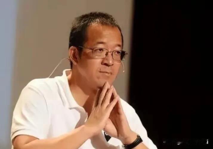 看到主持人采访俞敏宏的一段视频，主持说，你这一路走来，真的挺不容易的啊。俞说人生