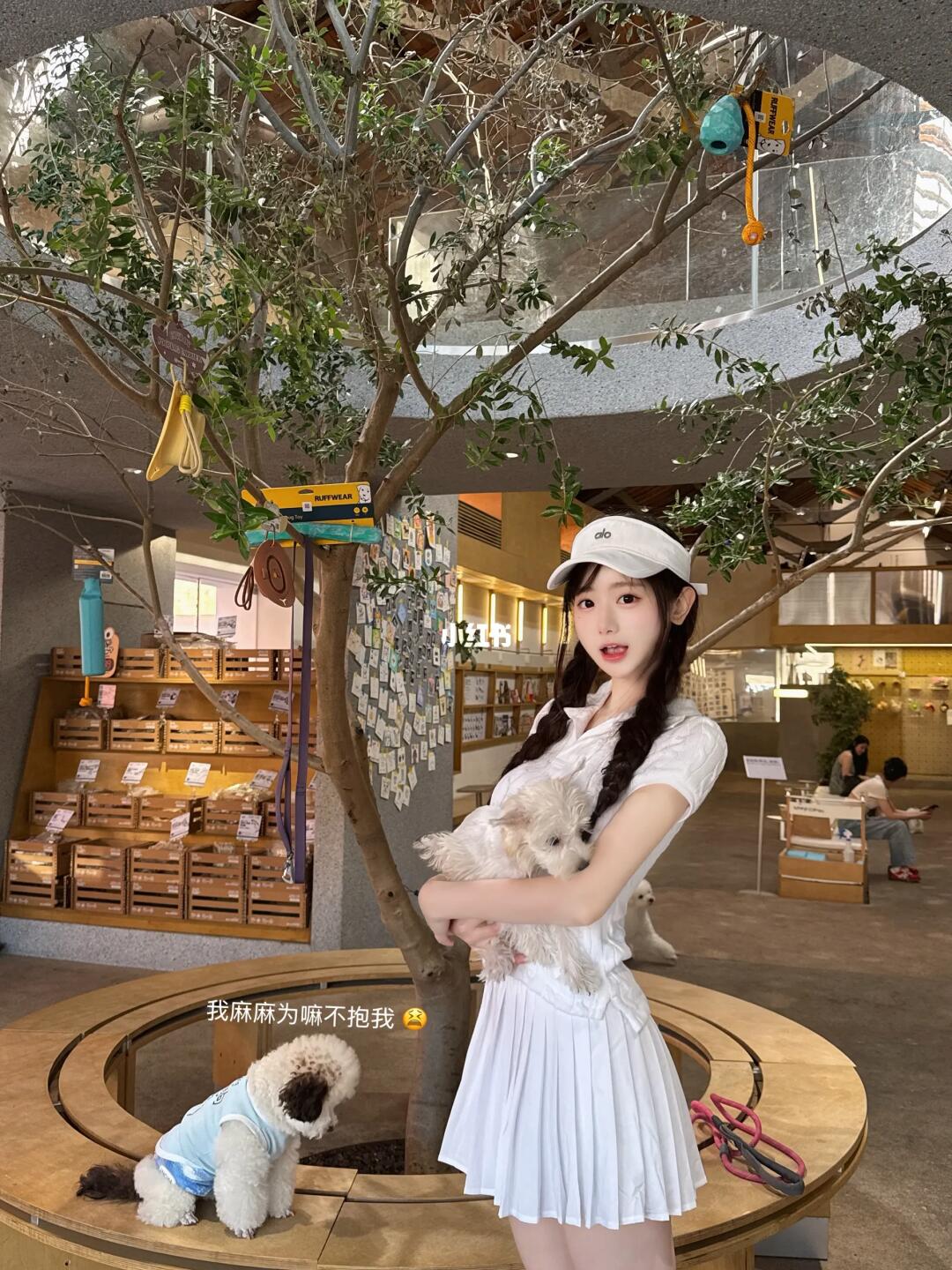 🐶