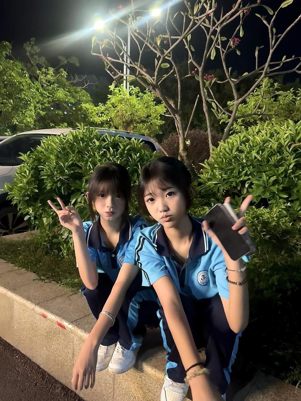 你最好了 出现在我的世界 纵容我的算计 接纳我的阴暗  还把我的卑鄙当成可爱