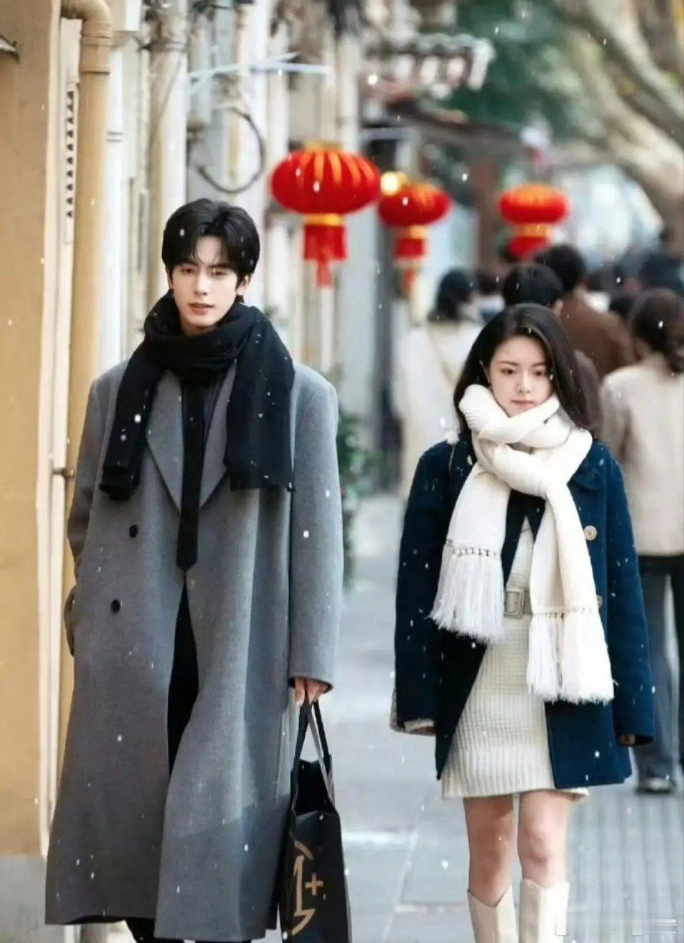 骄阳似我30集封神《骄阳似我》看完30集庄序终于知道元旦时聂曦光和林屿森还没有在