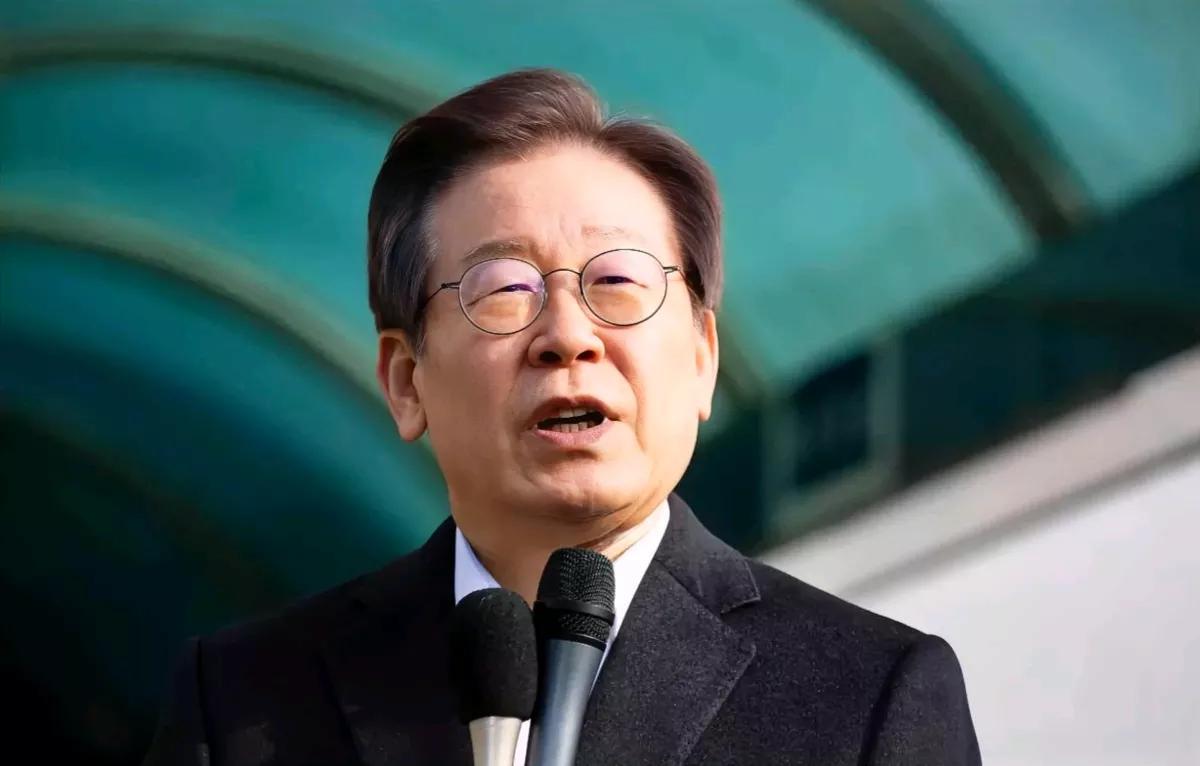 韩联社报道，当地时间12日，韩国总统李在明宣布，他将于本月24日起，应邀前往美国