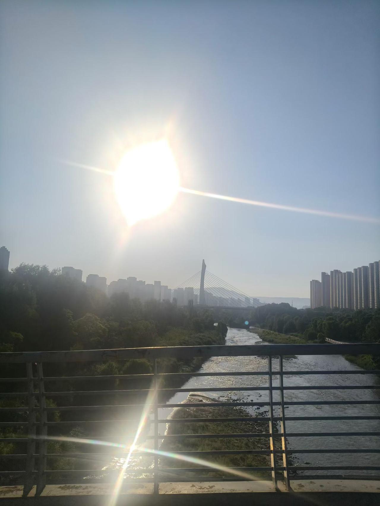 对，对，听你的喝酒…