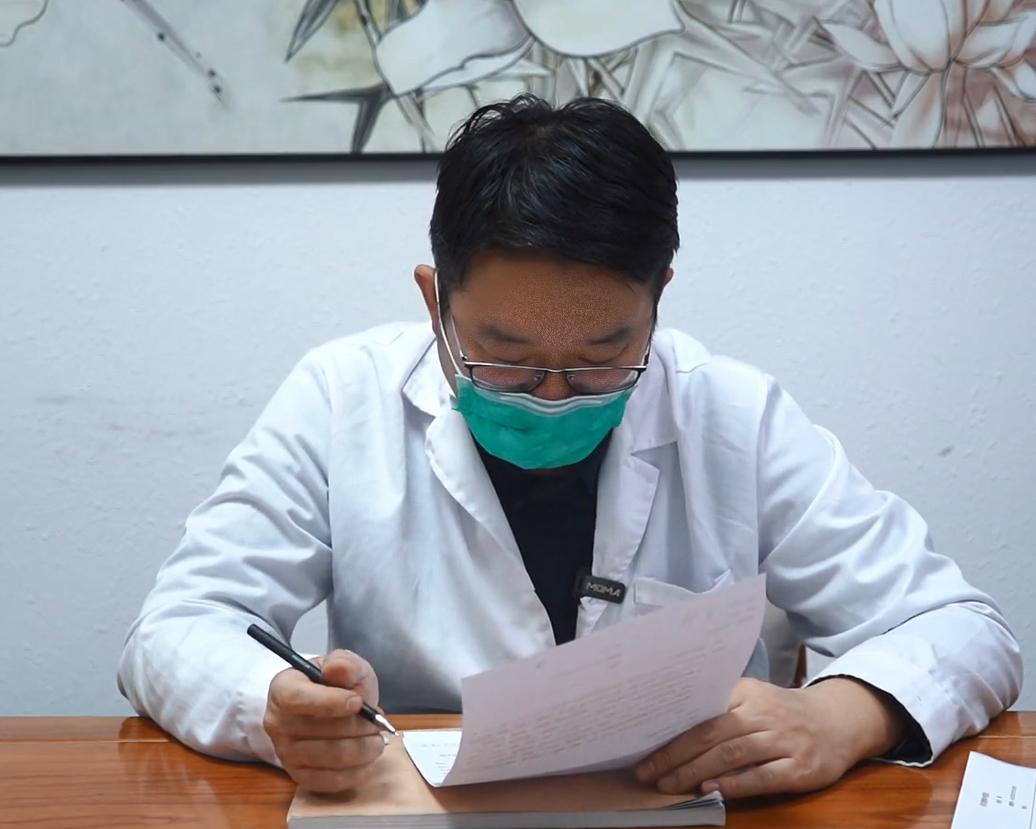 血压正常就算康复了？别大意！湿气内热不除，头昏手麻颈痛反反复复
很多高血压朋友都